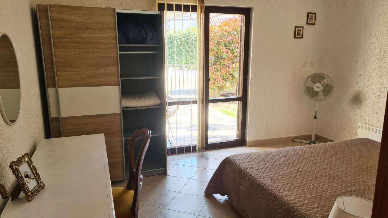 Apartman Kos Rosini Екстериор снимка