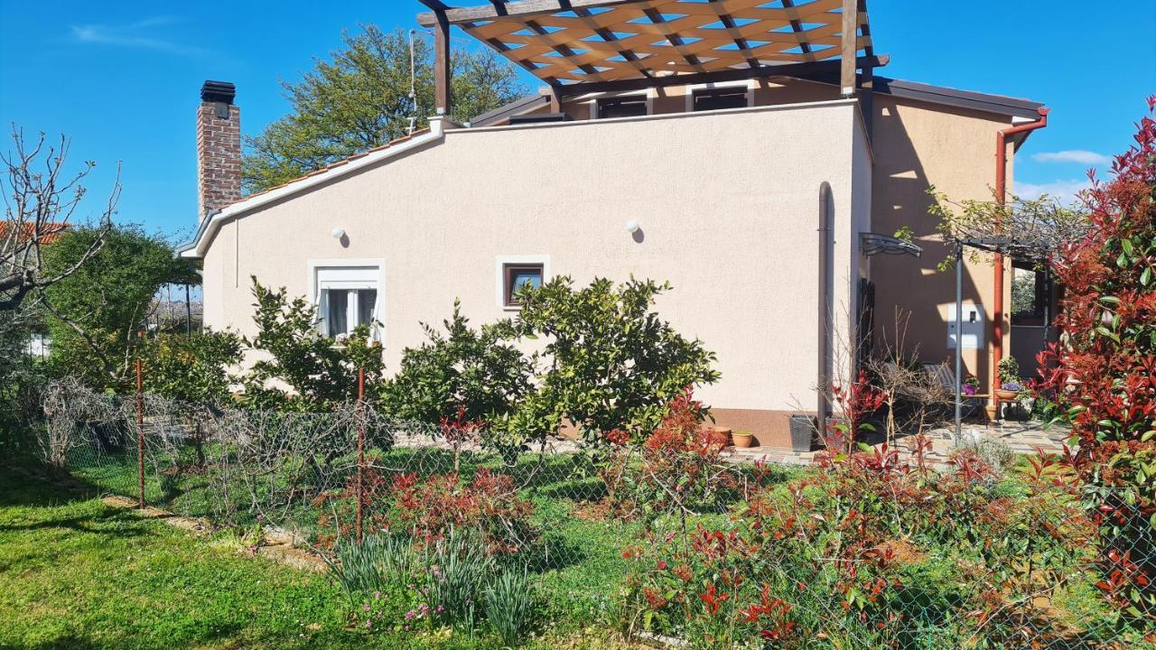 Apartman Kos Rosini Екстериор снимка
